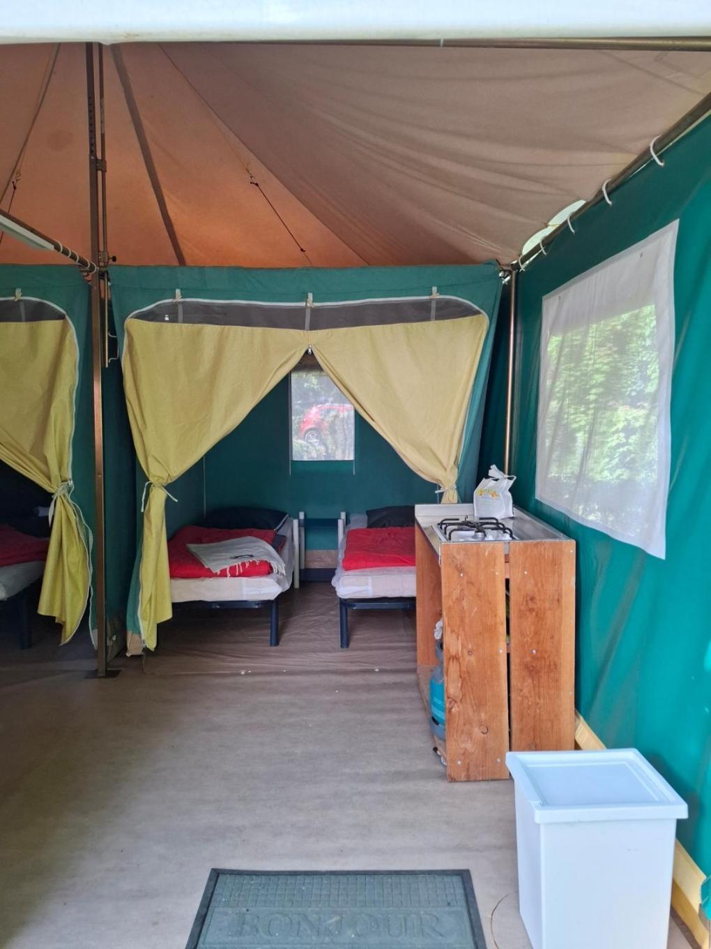 Camping Le Pont D'Allagnon Lempdes sur Allagnon Ngoại thất bức ảnh